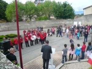 Ce?re?monie  du 8 Mai (6)