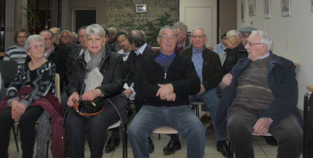 Parmi l'assemblée