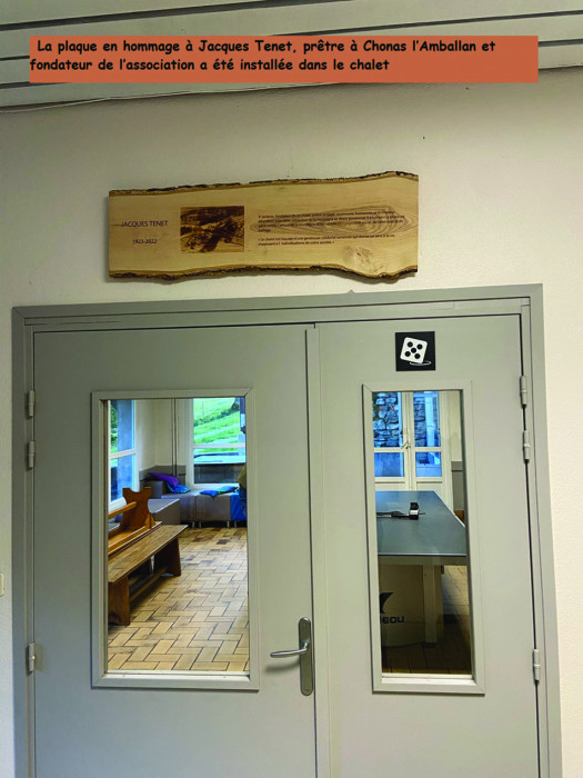 plaque en hommage à Jacques Tenet